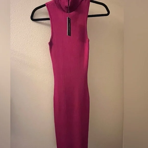 NEW! ROMEO & JULIET COUTURE Berry Colored Women’s SM Ribbed Sleeveless Bodycon - Picture 8 of 11
